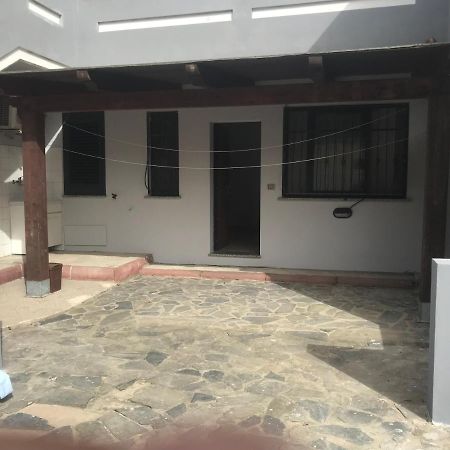 Casa Camere Pistis 아세미니 외부 사진