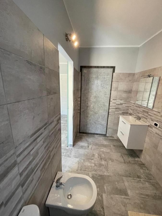 Casa Camere Pistis 아세미니 외부 사진